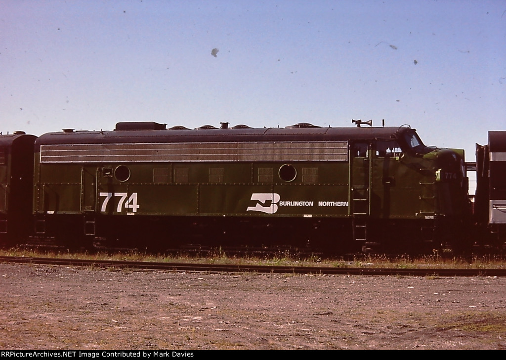 BN 774